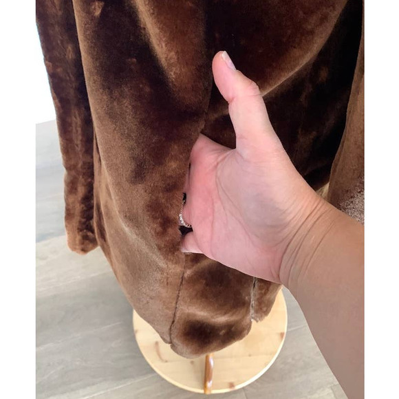 NWOT NINE WEST Plush Faux Fur Zip Hem Coat Brown Tobacco color Size M - Picture 7 of 10